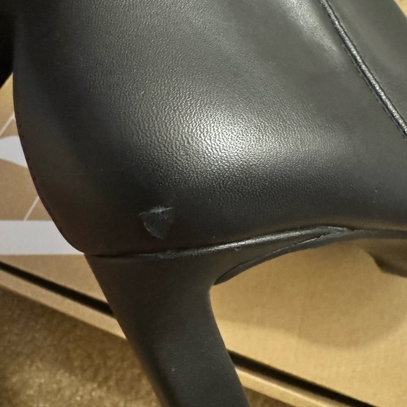 Zara NWT Genuine Leather Ankle boots with Gold chain link. - Picture 7 of 9